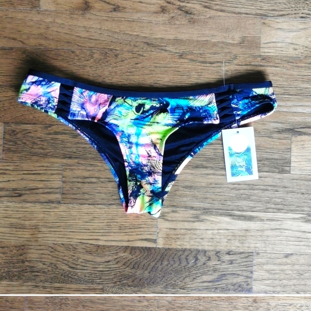 Eidon surf bikini bottom mid coverage new extra small